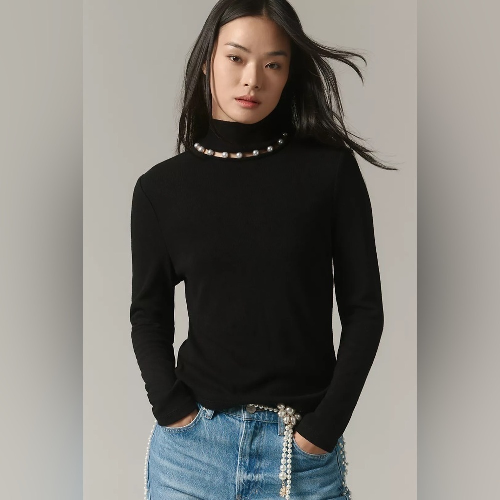 NWT! Anthropologie Design History Pearl-Trim Turtleneck Top - Size XS ☀️